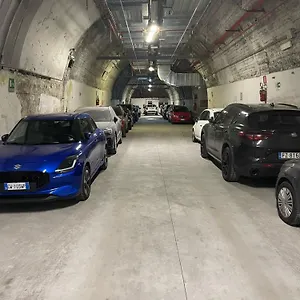 Appartamento Deluxe Self Check In Parking, Genova